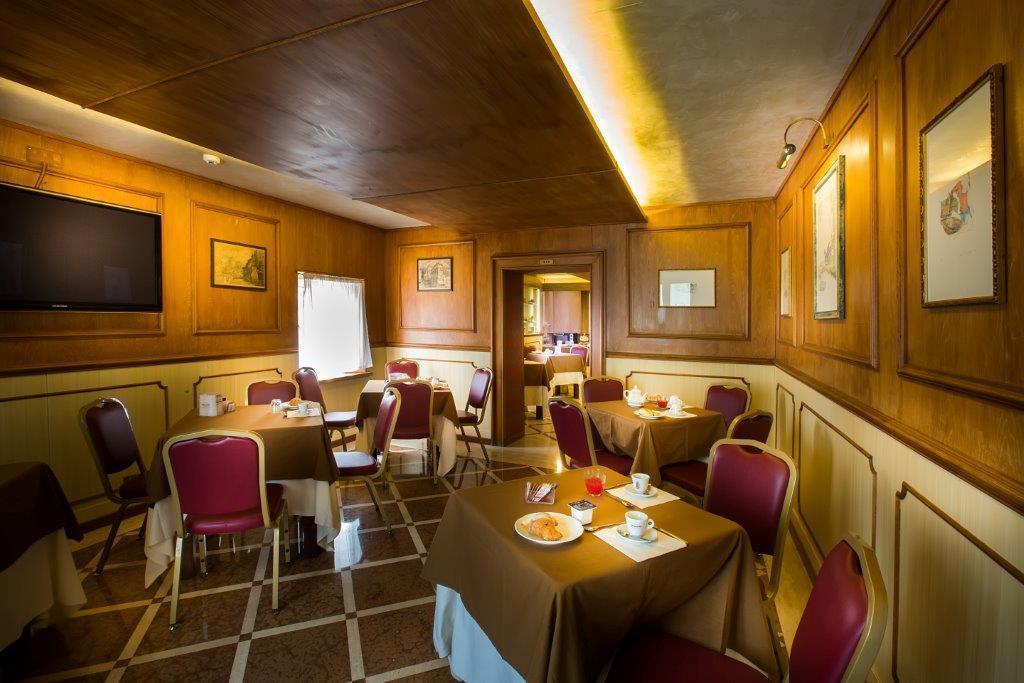 Hotel Camerlengo Corridonia Zewnętrze zdjęcie