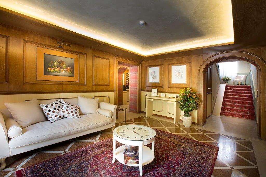 Hotel Camerlengo Corridonia Zewnętrze zdjęcie